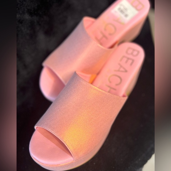 🩷🧡👡Beach by Matisse "Frosted Coral" Shimmer Chunky Platform Sandals
SZ 10 NWT🧡🩷 - Picture 6 of 14
